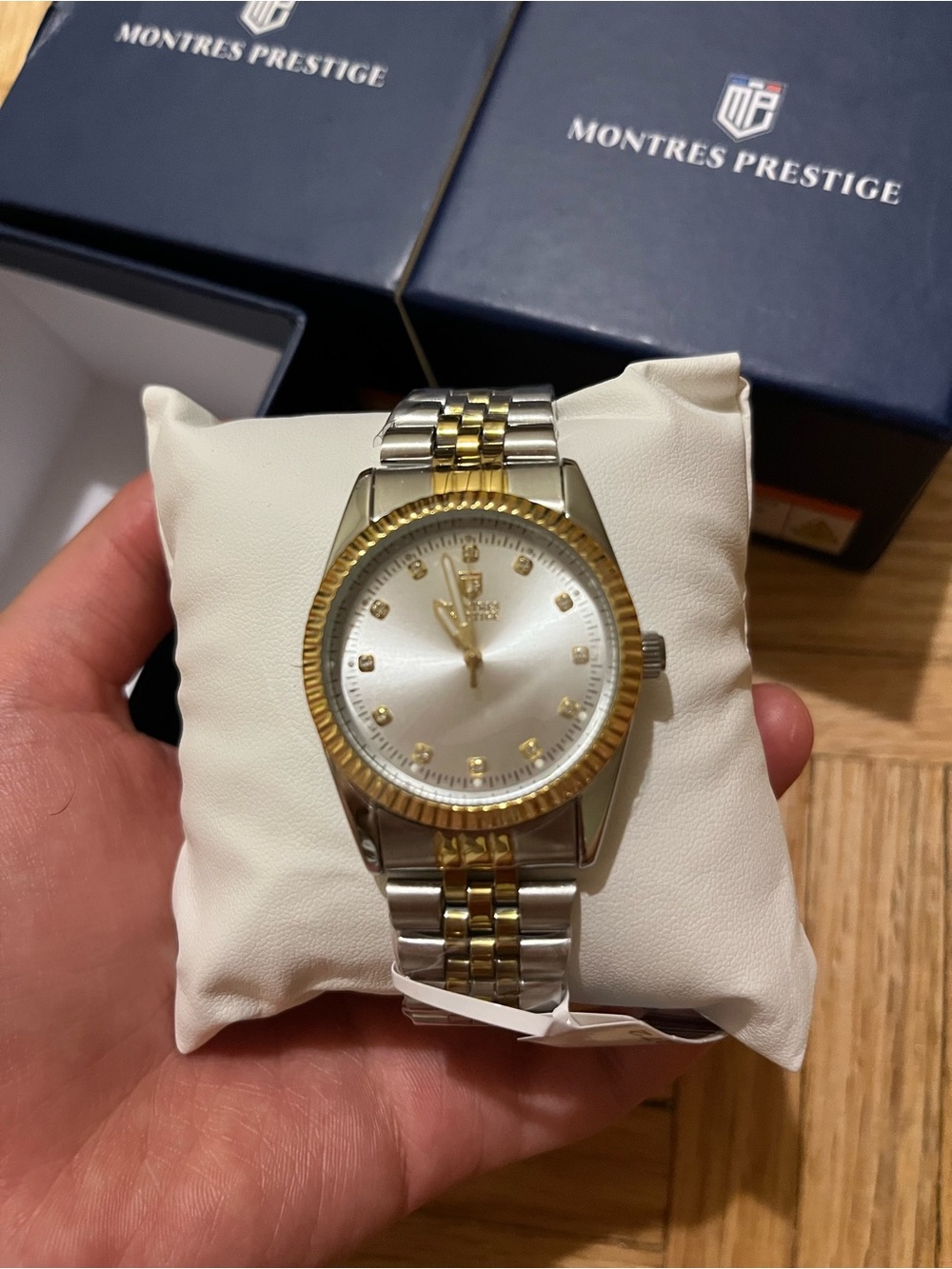 Montres Prestige X Invicta MPW-0272 38mm Two-Tone Watch NWT